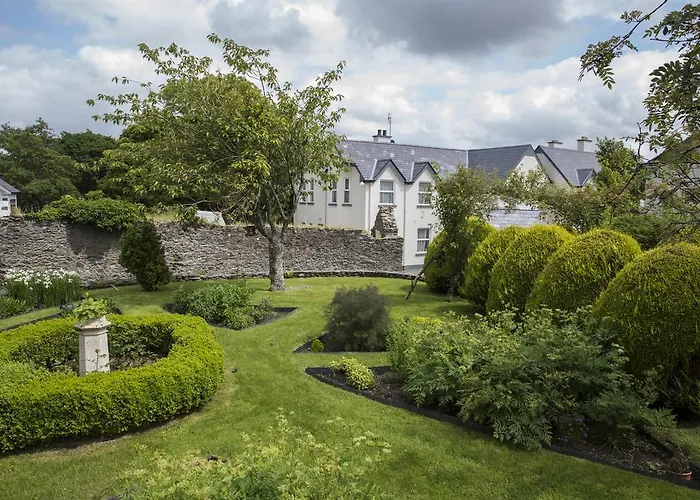 Woodhill House