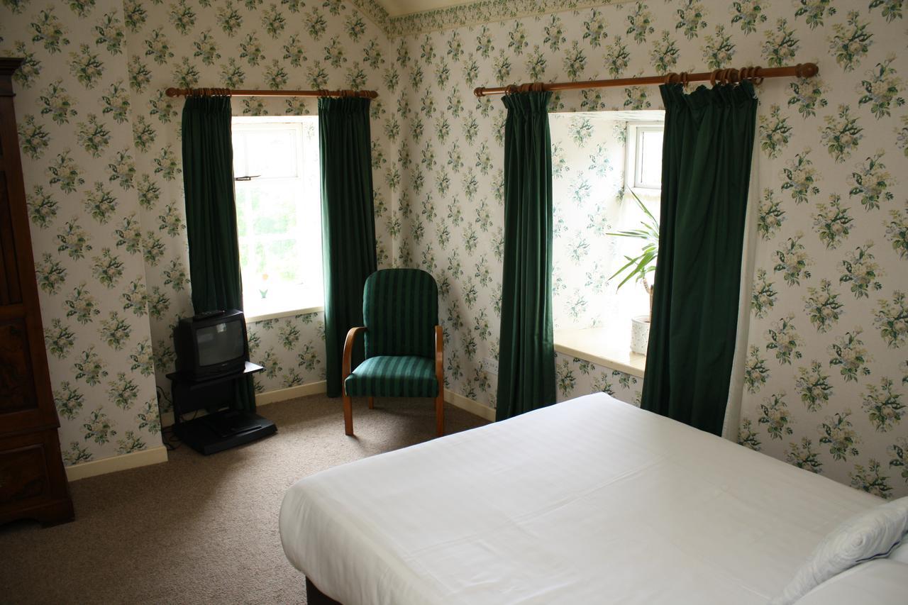 Woodhill House Guest house 3*