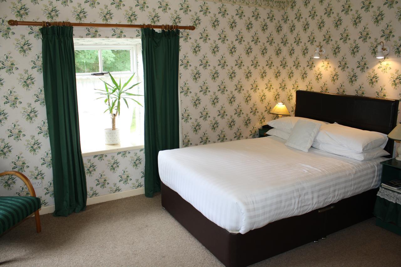 Woodhill House Guest house 3*