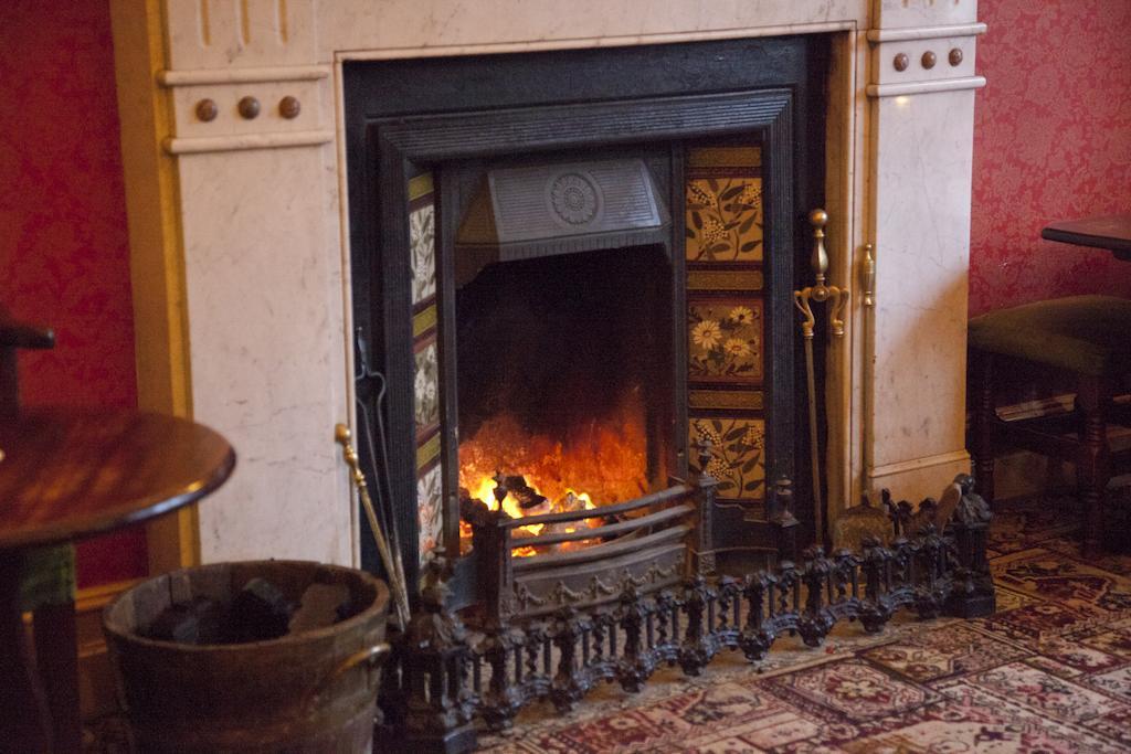 Woodhill House