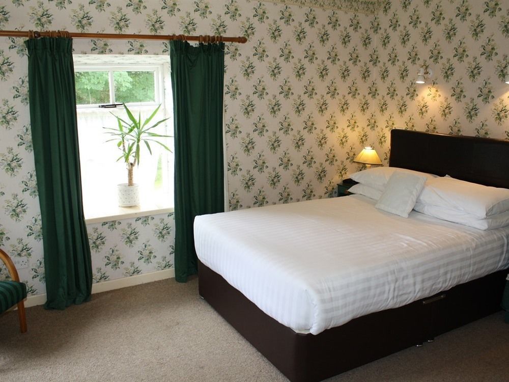 Woodhill House