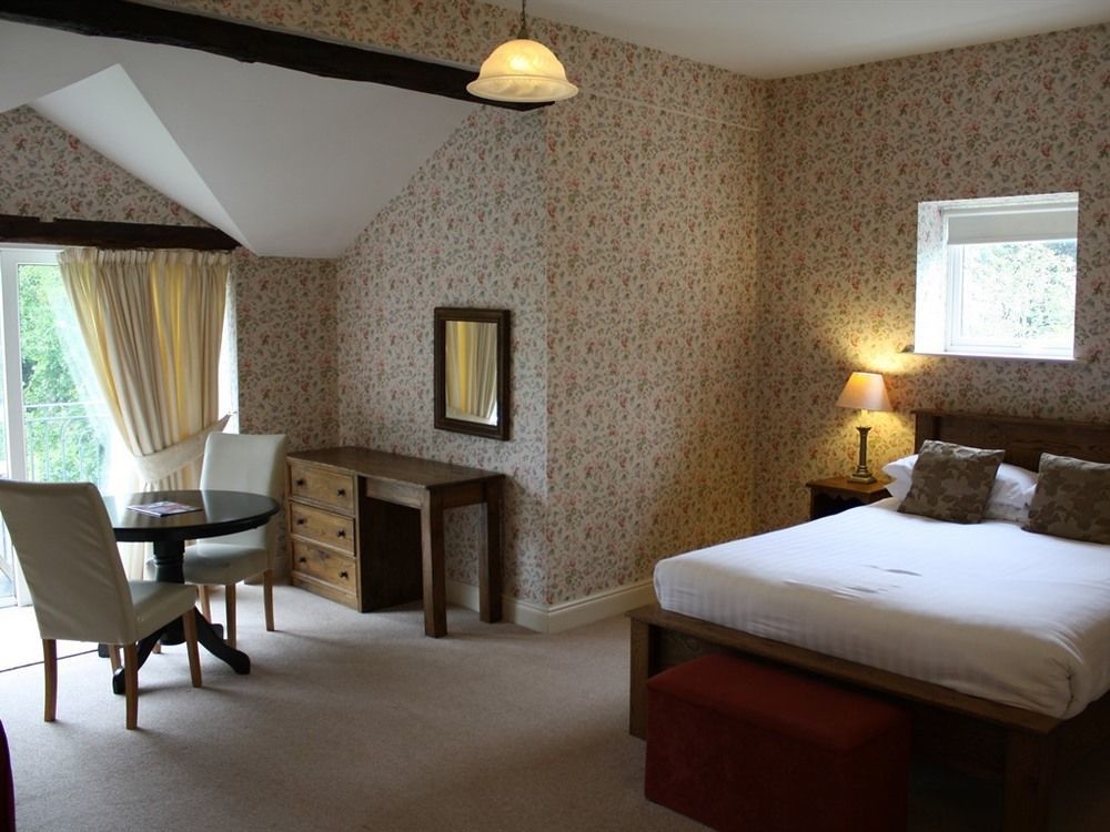 Guest house Woodhill House