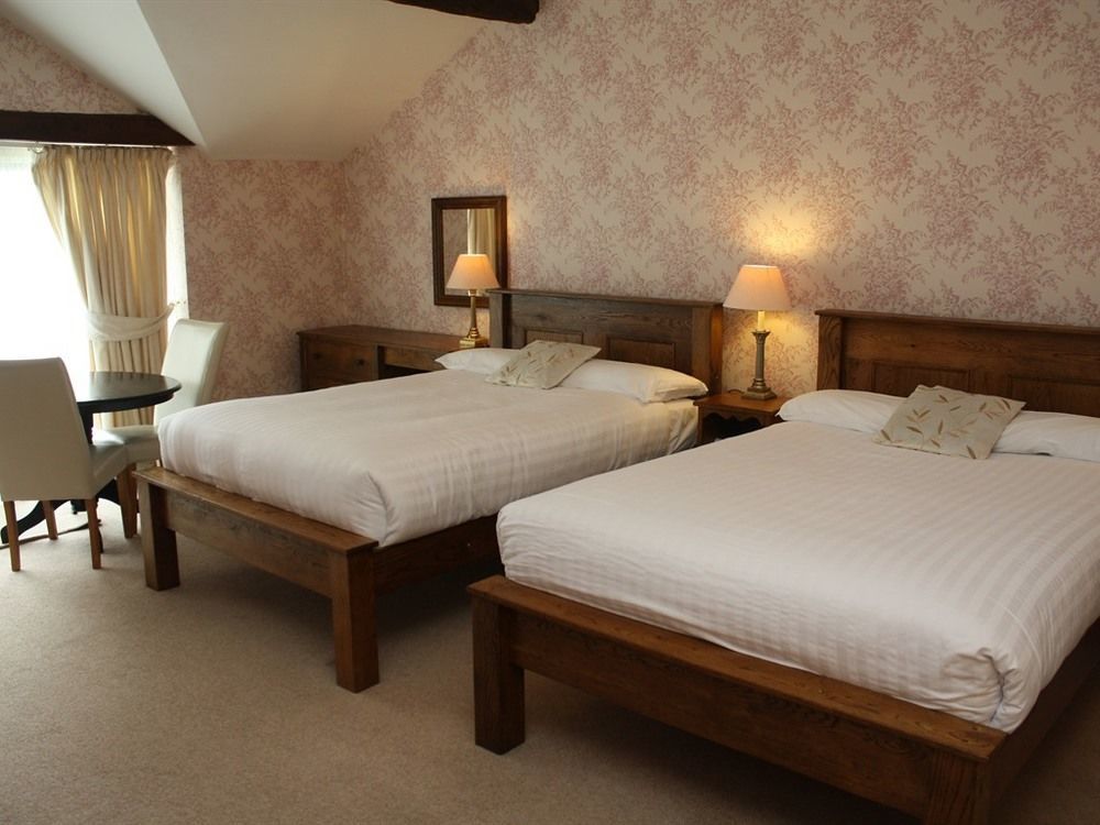 Woodhill House